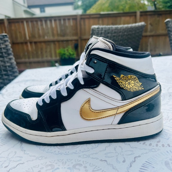 Nike Other - Nike Air Jordan Basketball Men’s 9.5